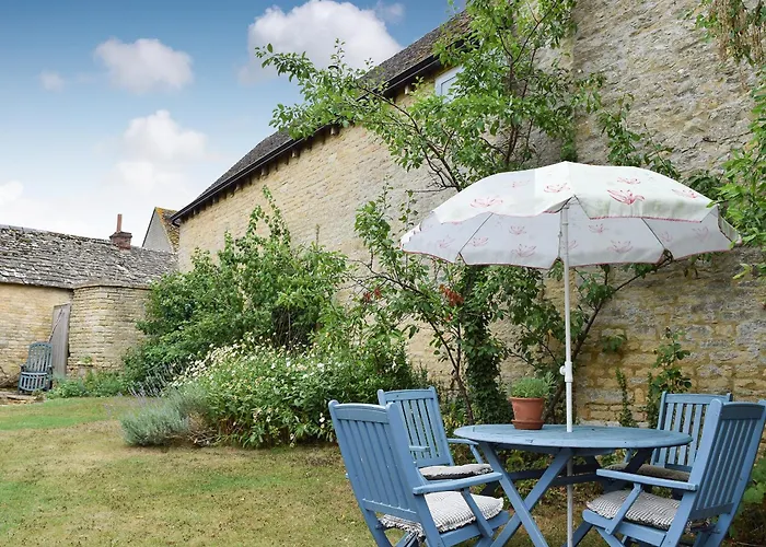 Picket Piece Cottage